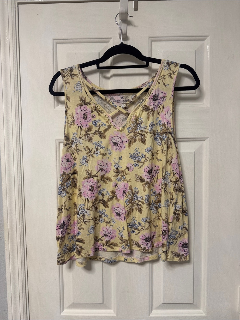 American Eagle Outfitters Yellow Floral Crisscross V-Neck Tank